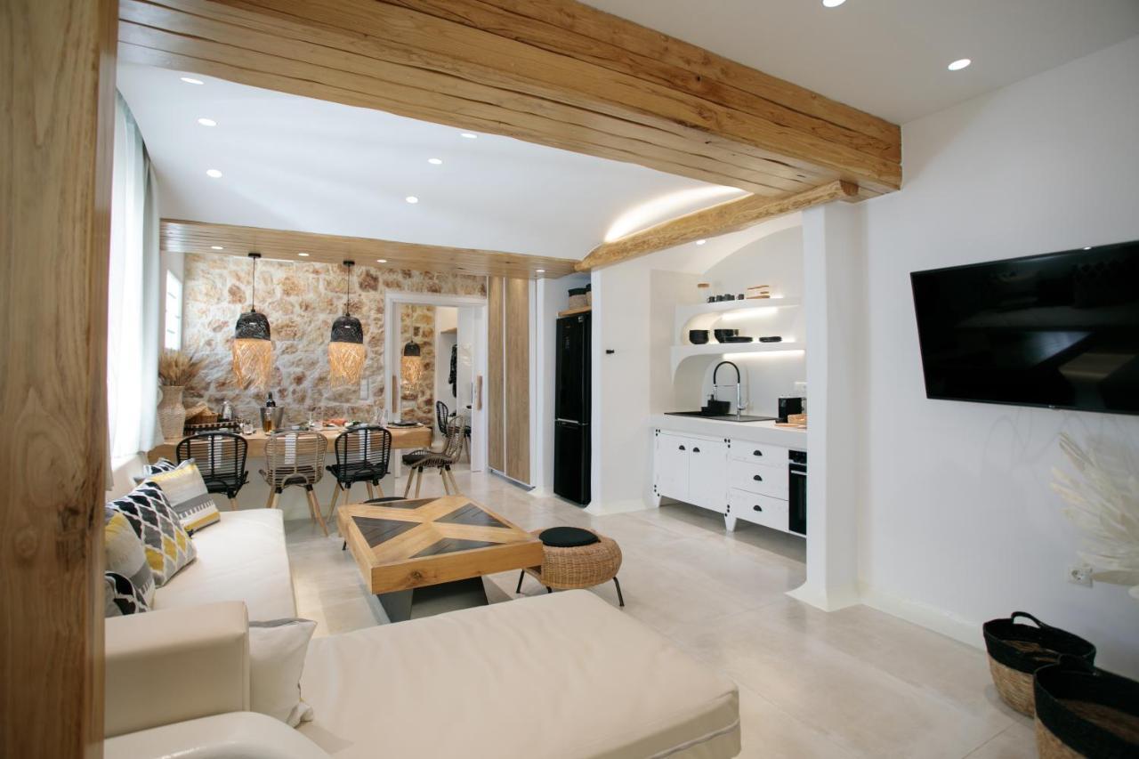 Naxos City Manda Luxury Apartments מראה חיצוני תמונה